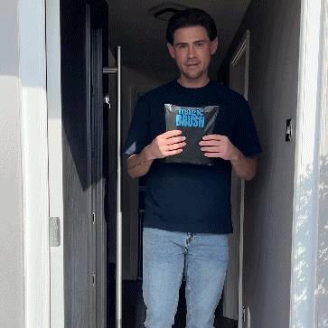 Snavay Pet Hair Brush - Buy 1 Get 1 Free